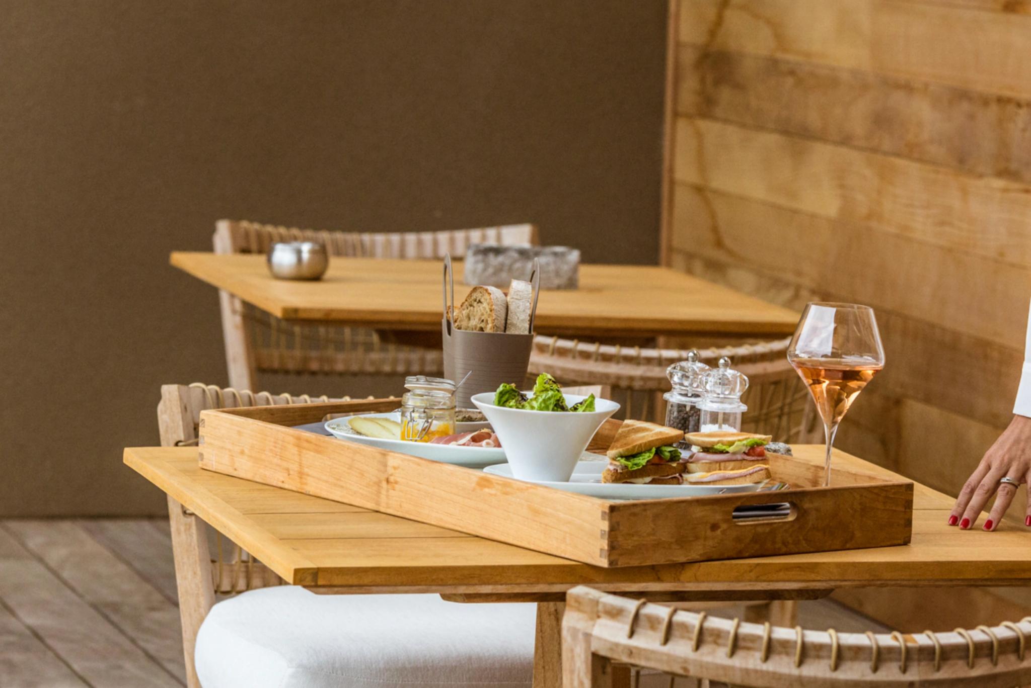 Repas gourmand dans un hotel 4 étoiles à Bonifacio