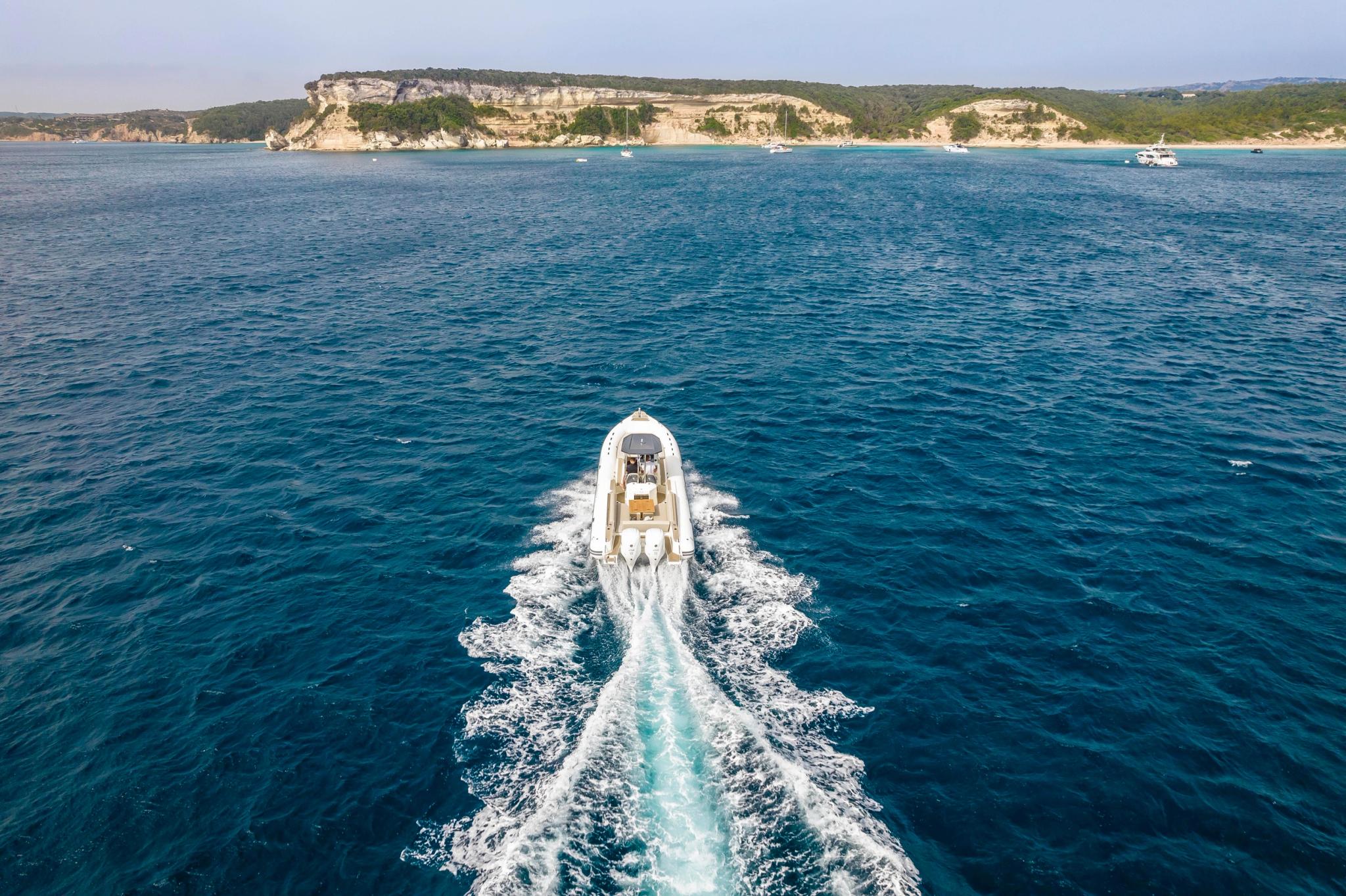 Location de bateau haut de gamme à Bonifacio