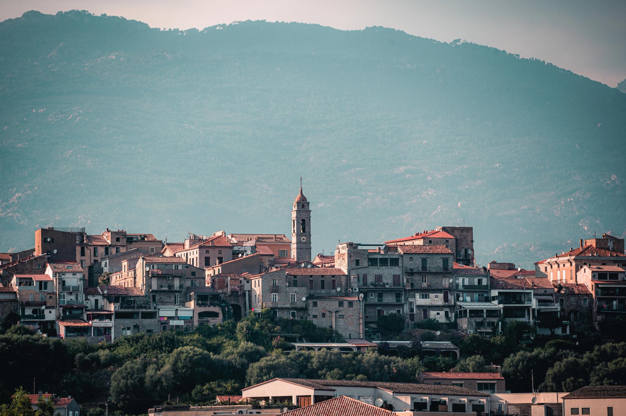 Decouvrir les villages alentours à Bonifacio : Sartene, Propriano